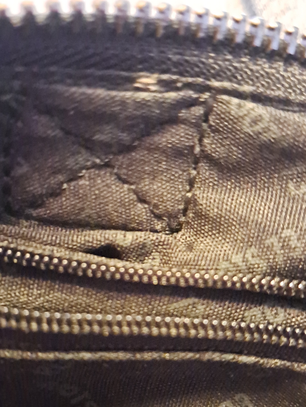 Roots Black Quilted Tote Bag - Picture 6 of 6